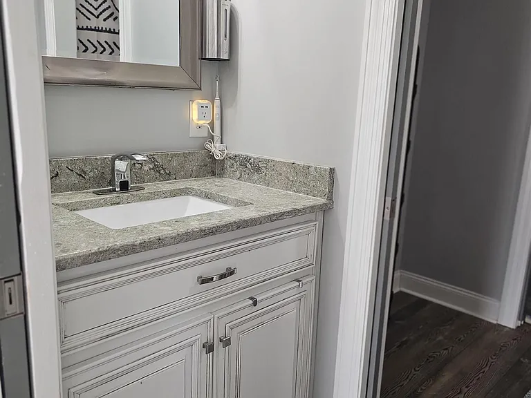 862 Highland Dr — Photo 26