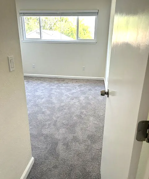 257 Poplar Ave #10 — Photo 6