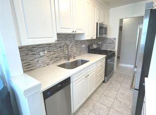8439 153rd Ave APT 4E, Howard Beach, NY 11414