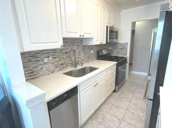 84-39 153rd Avenue #4E, Howard Beach, NY 11414