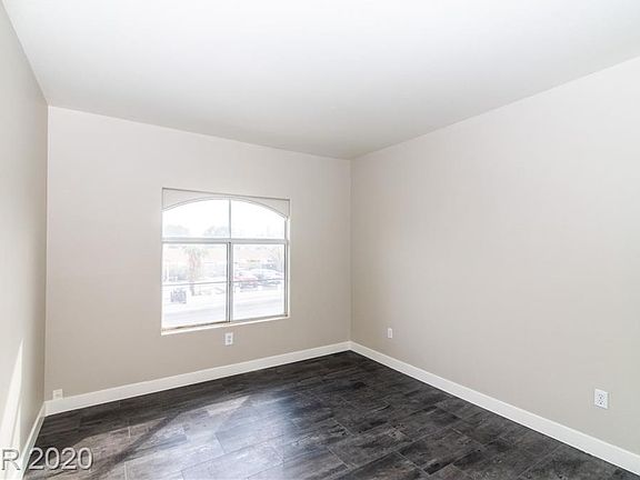 5th image of 1701 Sandecker Ct Unit 204