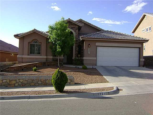 1st image of 4221 Camelot Heights Dr