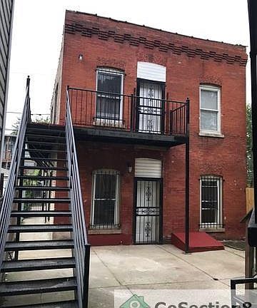 2nd image of 6620 S Saint Lawrence Ave