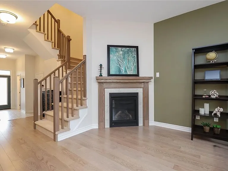 459 Warmstone Dr — Photo 3