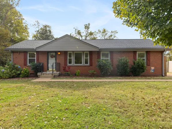 325 Melpar Dr, Nashville, TN 37211