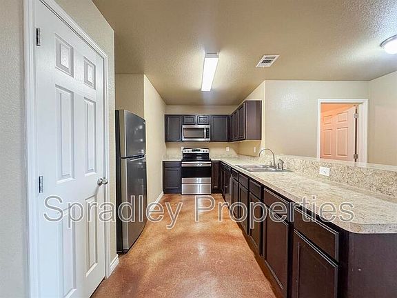 4th image of 1540 Chance Ct