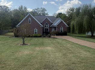 302 Lexington Dr, Lebanon, TN 37087
