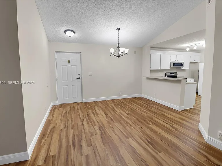 10111 W Sunrise Blvd #303 — Photo 7