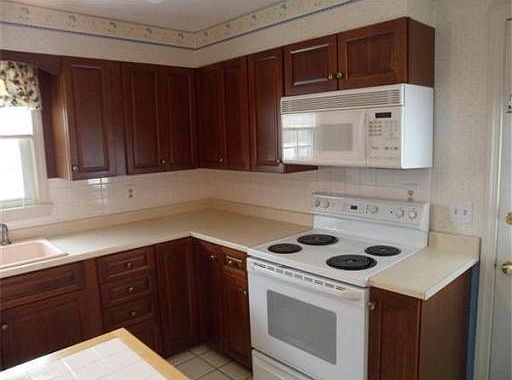 2nd image of 62 Woodburn Dr