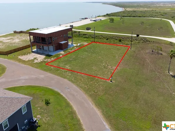 1200 Port South Dr, Port Mansfield, TX 78598