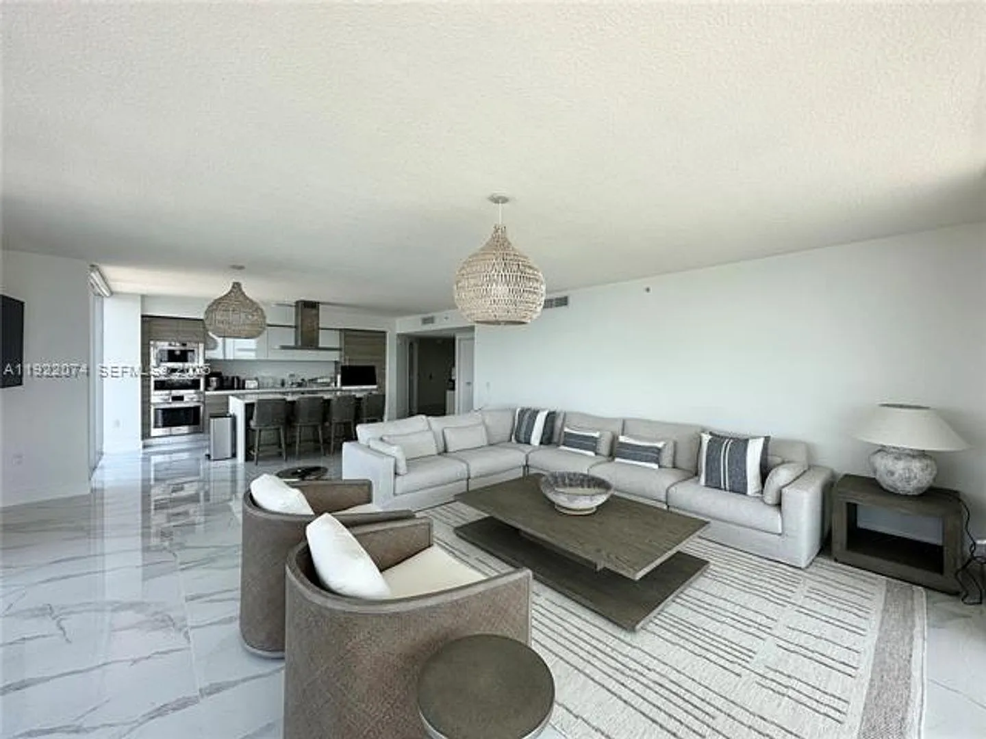 330 Sunny Isles Blvd cu-5-2002, Sunny Isles Beach, FL 33160 — Photo 1