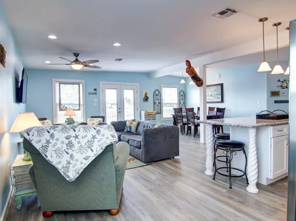 1300 S 11th St #Id1023200p, Pt Aransas, TX 78373