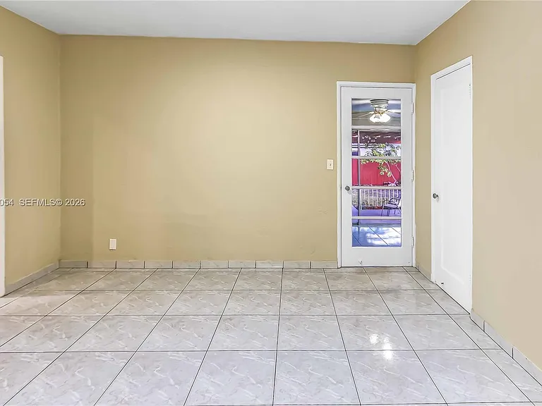 1015 Cortez St — Photo 18