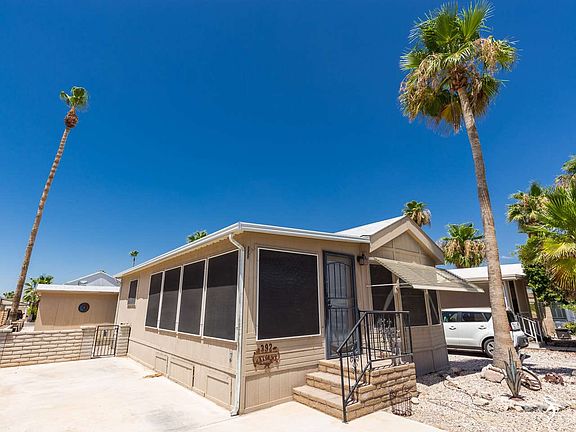 2nd image of 5707 N 32nd St #392