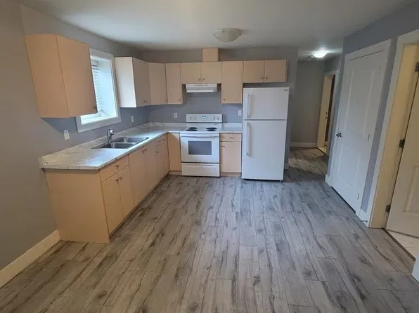 10595 159b St, Surrey, BC V4N 3J4