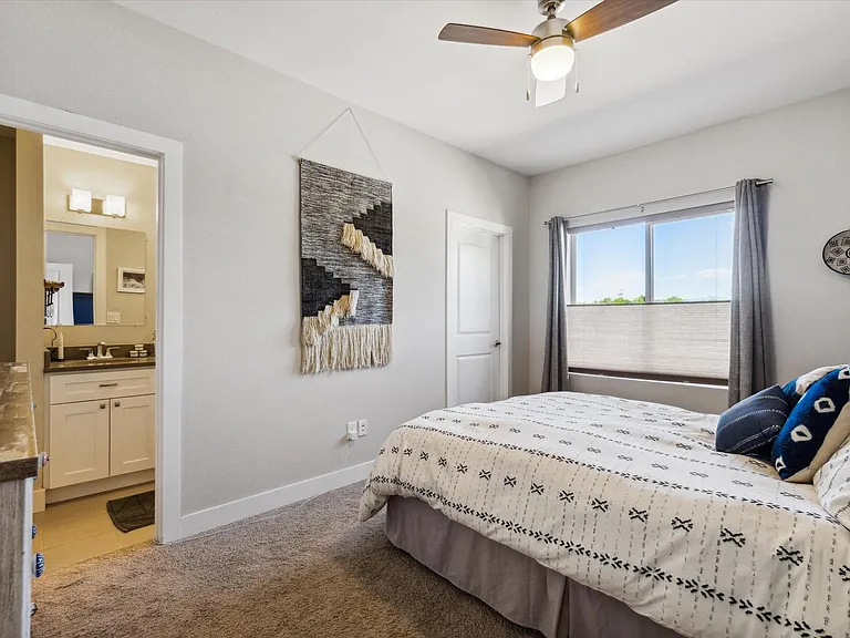 Main bedroom