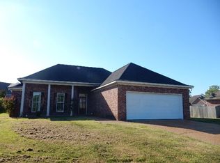 402 Poplar Blvd, Pearl, MS 39208
