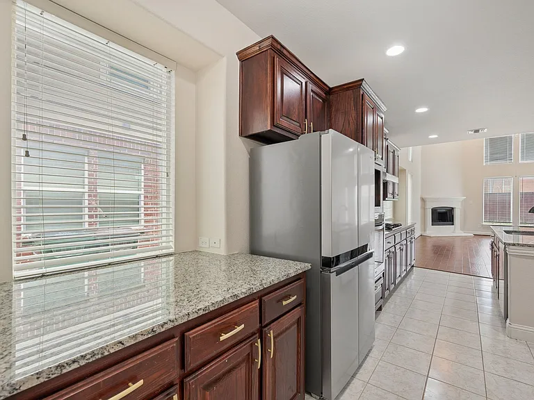 9813 Karlovich Dr — Photo 35