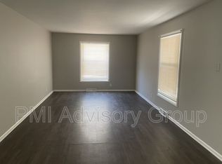 2007 SW Mission Ave APT 7, Topeka, KS 66604