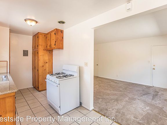 4th image of 124 N Inglewood Ave #3