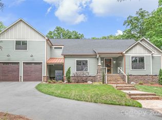 11412 Singletary Ln, Charlotte, NC 28227