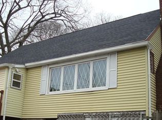 9 Perkins Ter, Worcester, MA 01605