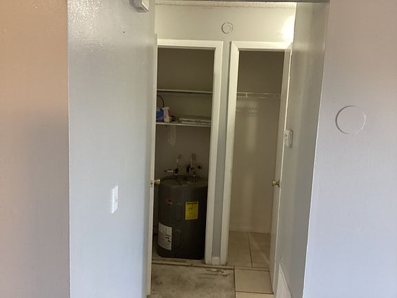2nd image of 2812 Coral Reef Dr