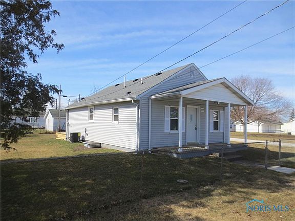 2nd image of 724 Hanson St