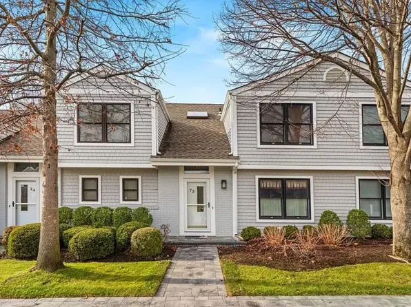 https://photos.zillowstatic.com/fp/a349c4bd7b89b7c7396b9b1893eaaf5f-p_e.webp
