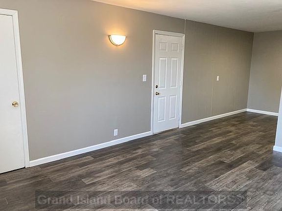 3rd image of 311 N Lincoln Ave
