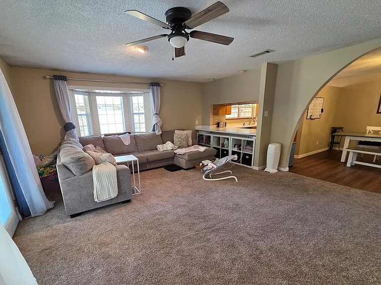 1604 Layton Ct — Photo 6