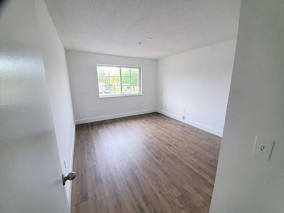 4th image of 7864 Sonoma Springs Circle #203