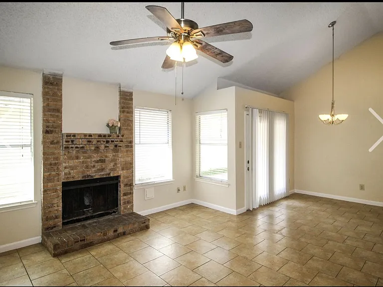 11614 Gullwood Dr — Photo 12