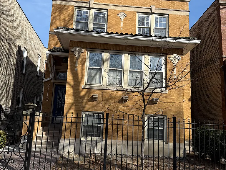 2113 N Humboldt Blvd #2R — Photo 1