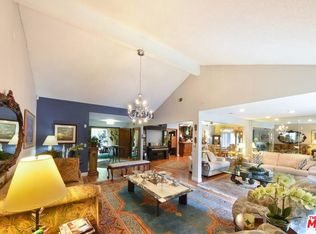 17932 Parthenia St, Northridge, CA 91325