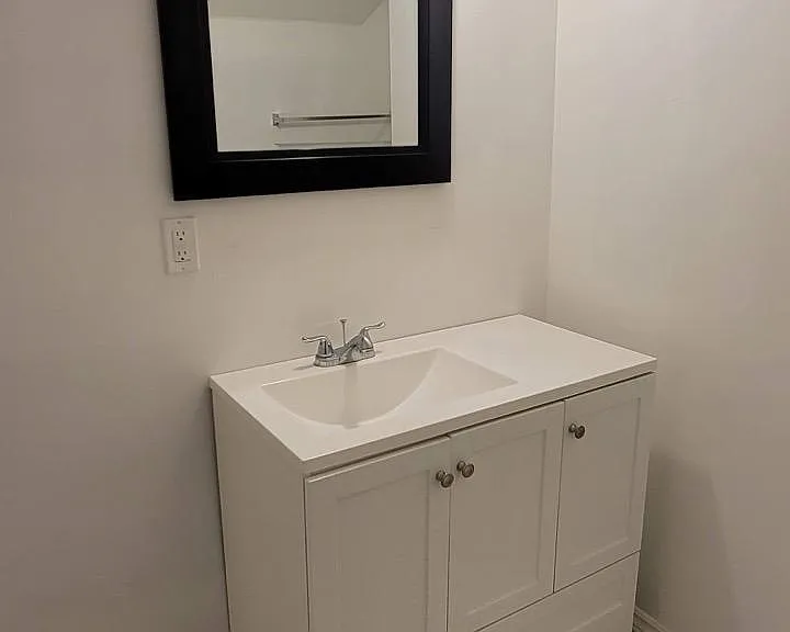 8 Vipond Way #1 — Photo 10