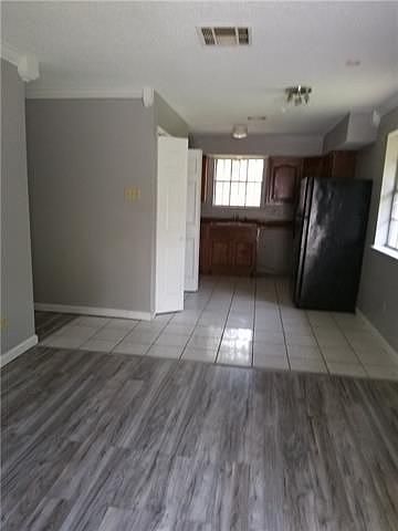 1st image of 2165 Sere St