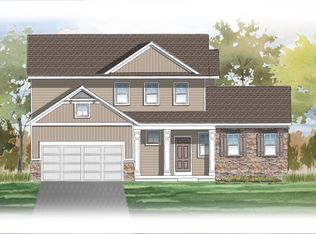 1446 Remington Dr, Lowell, MI 49331