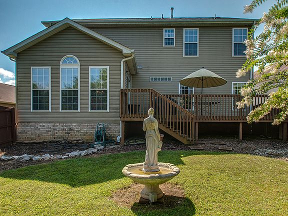 ENJOY GAMES IN THE BACK YARD