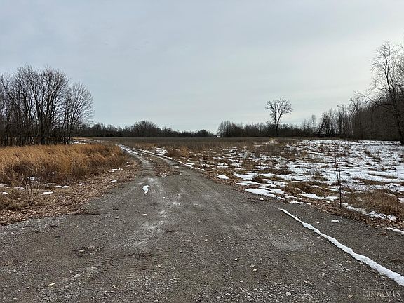 2nd image of 47 Club Rd