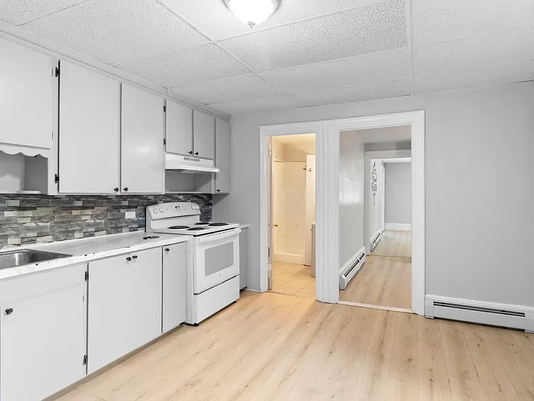 30 Granite St — Photo 14