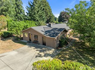 20218 75th Ave NE, Kenmore, WA 98028