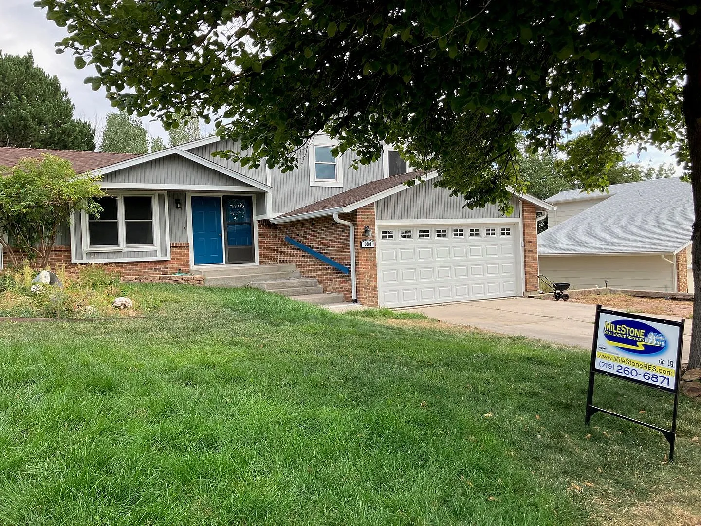 3 Bedroom Home Available Now! — Photo 1