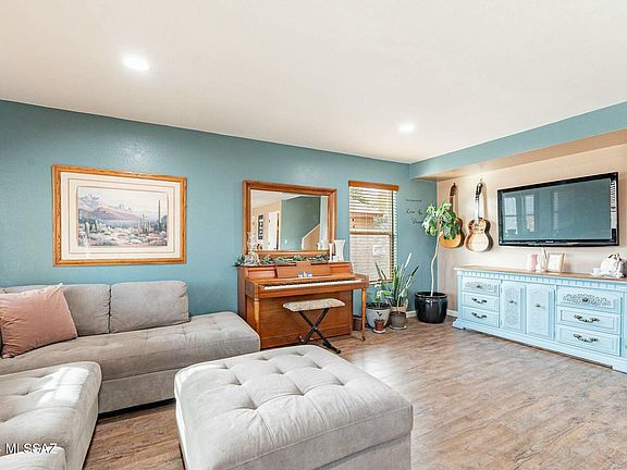 3rd image of 4813 W Calle Don Alfonso