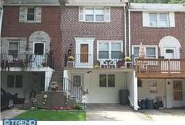 1st image of 532 N Sycamore Ave