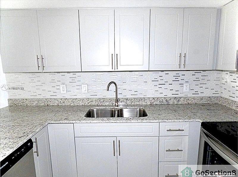 1st image of 531 NW 82nd Ave APT 607
