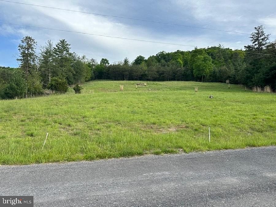 2nd image of Thorny Meadows Rd