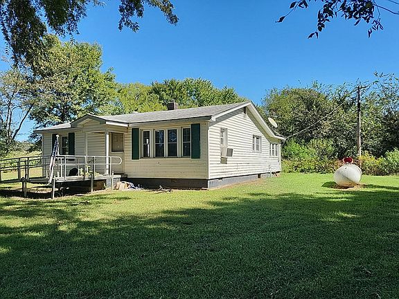 2nd image of 26 County Road 355