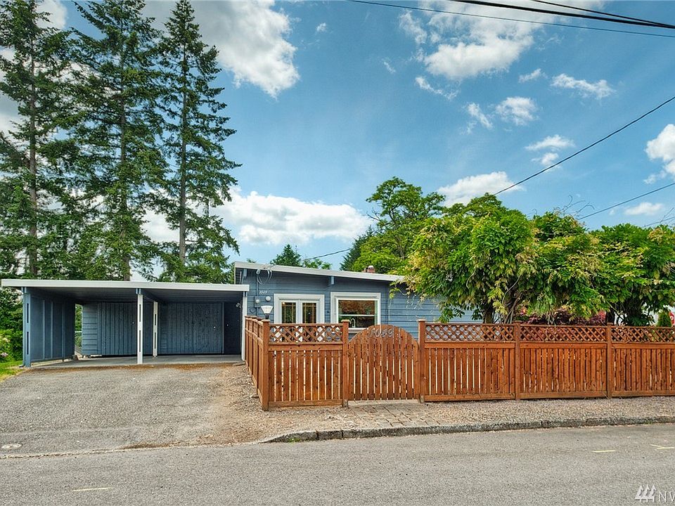 1st image of 1049 158th Pl SE