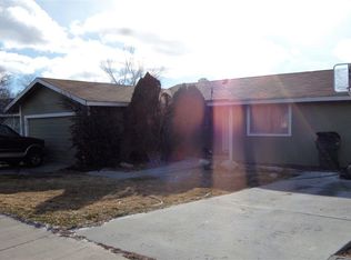 929 Tourmaline Dr, Carson City, NV